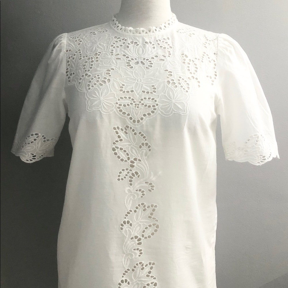 VERO MODA COPENHAGEN STUDIO Eyelet Lace S/S Shirt